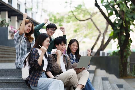 d0mino qiu qiu bagi pelajar mahasiswa Topupper Profesional cepat aktivasi akun image 5